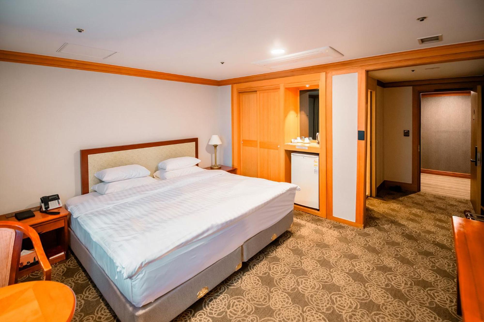 Hotel International Changwon Exterior foto